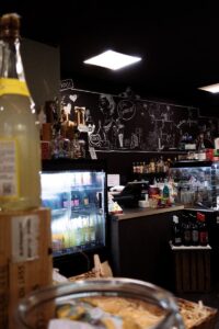 Feinkosttheke in Neuehrenfeld